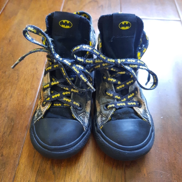 Batman converse - Picture 2 of 6